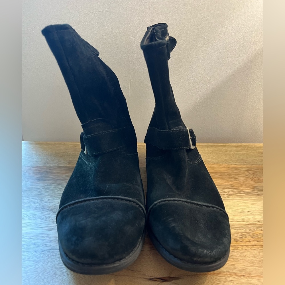 UGG Black Suede Lancing Boot